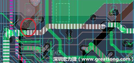 慢慢確認(rèn)CAF發(fā)生的位置后，可以配合Gerber查看PCB的結(jié)構(gòu)是否有通孔太近或是線路太近的問題。